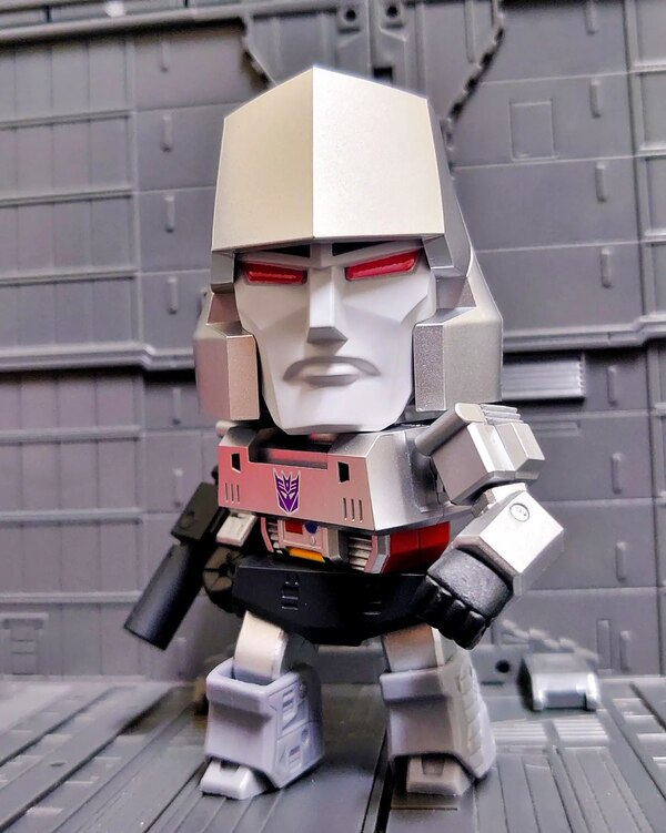 Good Smile Nendoroid Transformers G1 Megatron In Hand Image  (2 of 7)